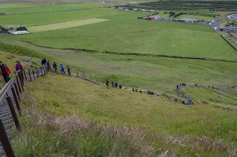 Islandia 098 - sendero de Fimmuorouhals.jpg